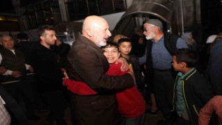 Başkan Çolakbayrakdar, ramazanın bereketini vatandaşlarla paylaşıyor