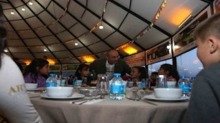 Başkan Kavuş, çocukların ilk iftar heyecanına ortak oldu