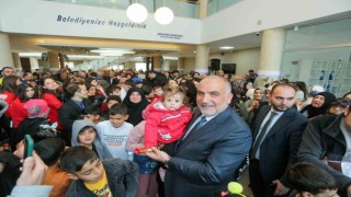 Başkan Sandıkçı: “Hemşehrilerimiz depremzedeler için canla başla çalıştı”