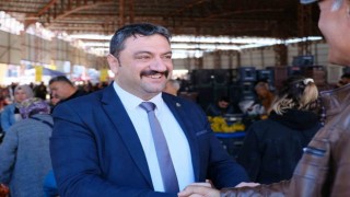 Başkan Şeker: Türkiyede sofralık kayısı deyince akla Mut gelir
