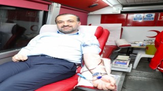 Başkan Talus kan bağışında bulundu: Hayat kurtarmak senin kanında var