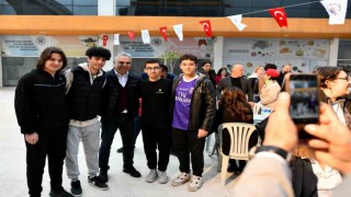 Başkan Uysal, ‘Bir elimiz deprem bölgesinde