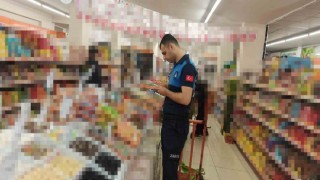 Batmanda zabıta ekipleri bayram şekeri denetimi yaptı