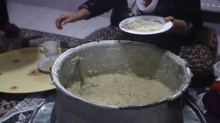 Bayram sabahlarının vazgeçilmez lezzeti “halise” sofraları süsledi