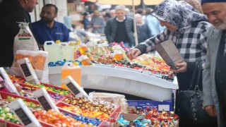 Bayram şeker ve çikolatalarına yoğun ilgi