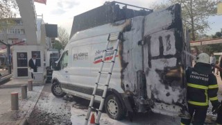 Belediyeye ait araç alev topuna döndü