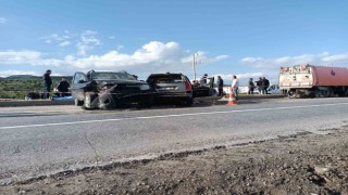 Bergamada zincirleme trafik kazası: 1 ölü, 1 yaralı