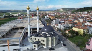 Bigadiç Merkez Camii Kadir Gecesinde ibadete açıldı