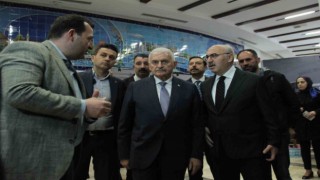 Binali Yıldırımdan İktisat Kongresi binasına ziyaret: İzmire yakıştı