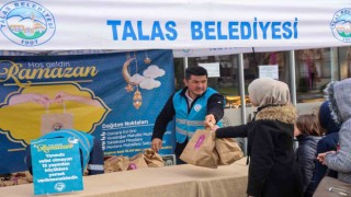 ‘Biz pişirelim, siz ulaştırın gönüllere dokunuyor