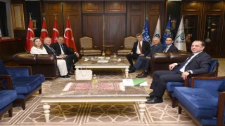 Bursa vizyonu çalışması Başkan Aktaşa sunuldu