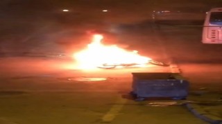 Bursada seyir halindeki motosiklet alev alev yandı