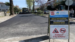 Büyükşehir asfalt mesaisinde