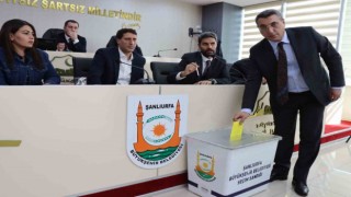Büyükşehir Belediyesi Meclis Başkanlığına Serdar Şeyhanlı seçildi