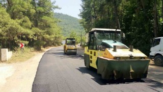 Büyükşehir, Marmariste 183 Km yol çalışması yaptı