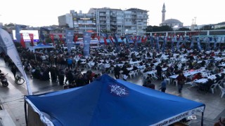 Büyükşehirin iftar sofraları devam ediyor