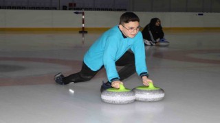 Buzda Satranç Curling Projesinde 1300 öğrenciye eğitim