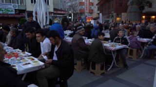 Çayelinde geleneksel hale gelen iftar programı bu yıl da yapıldı