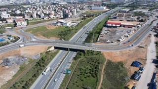Çayırova Turgut Özal Köprüsünde trafik sorunu çözüldü