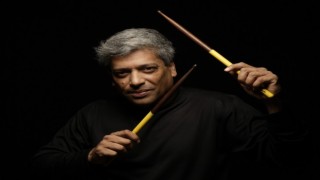 Cazın devleri Jan Garbarek ve Trilok Gurtu aynı sahnede