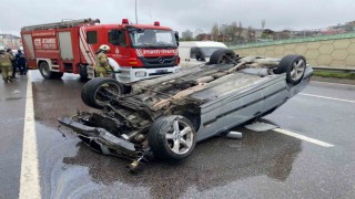 Çekmeköyde kontrolden çıkan otomobil takla attı: 1 yaralı