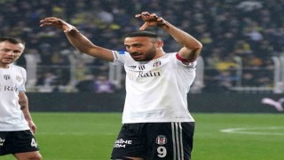 Cenk Tosun, Fenerbahçeye ilk gollerini attı