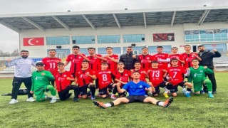 Cizre Spor Lisesi futbol turnuvasında bölge şampiyonu oldu