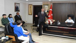 Çocuk başkandan festival sözü