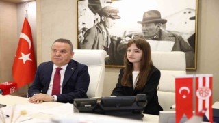 Çocuk Başkanın ilk talimatı yeşil alanların arttırılması oldu