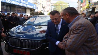 Cumhurbaşkanı Yardımcısı Oktay, Seçim Koordinasyon Merkezinin açılışına Togg ile geldi