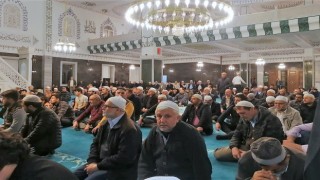 Denizlide 3 bin kişi Kadir Gecesini birlikte idrak etti