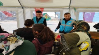 Deprem bölgesinde sıcak yemek desteği sürüyor