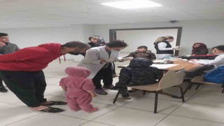 Depremzedeler sağlık taramasından geçti