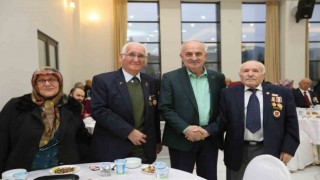 Derincede gönül sofraları kuruluyor