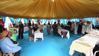 Derincede Kadın Emeği Çarşısı açıldı