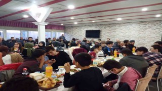 Din görevlileri öğrencilerle iftarda buluştu