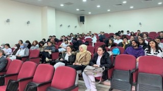 Diş Hekimliği Fakültesinden muayenehane yönetimi konferansı