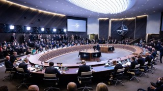 Dışişleri Bakanı Çavuşoğlu, NATO-Ukrayna Komisyonu Toplantısına katıldı
