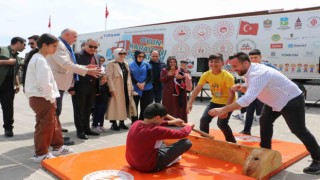 Diyarbakırda geleneksel çocuk oyunları ve bayram şenliği etkinliği
