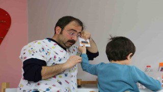 Diyarbakırda otizmli bireyler bilim ışığında eğitiliyor