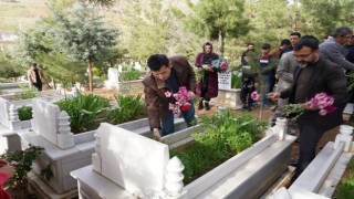 Diyarbakırda terör örgütü PKKnın katlettiği 5 sivil şehit törenle anıldı