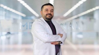 Dr. Öğretim Üyesi Öztorun : “Sıvı tüketiminin az olması böbrek taşına neden oluyor”