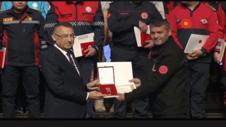 Düzce İtfaiyesine büyük onur