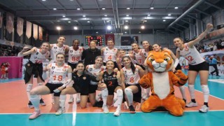 Eczacıbaşı Dynavit, Sigorta Shopu 3-2 mağlup etti