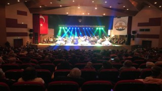 Edirnede Senfoni ile İlahiler konseri