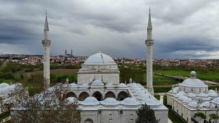 Edirnede Sultan 2. Bayezid Külliyesi ziyaretçilerin ilgisini çekiyor