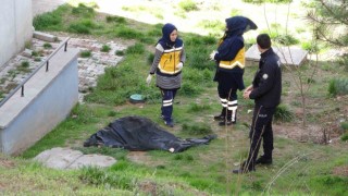 Elazığda işçiler, evin bahçesinde kadın cesedi buldu