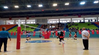 Elazığın ev sahipliğinde voleybol grup müsabakaları başladı