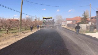 Elmalıda sıcak asfalt çalışması