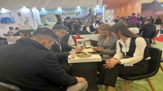 EMITT Fuarında Türkiyenin turizm merkezlerinden olan Bursa stantta yerini aldı